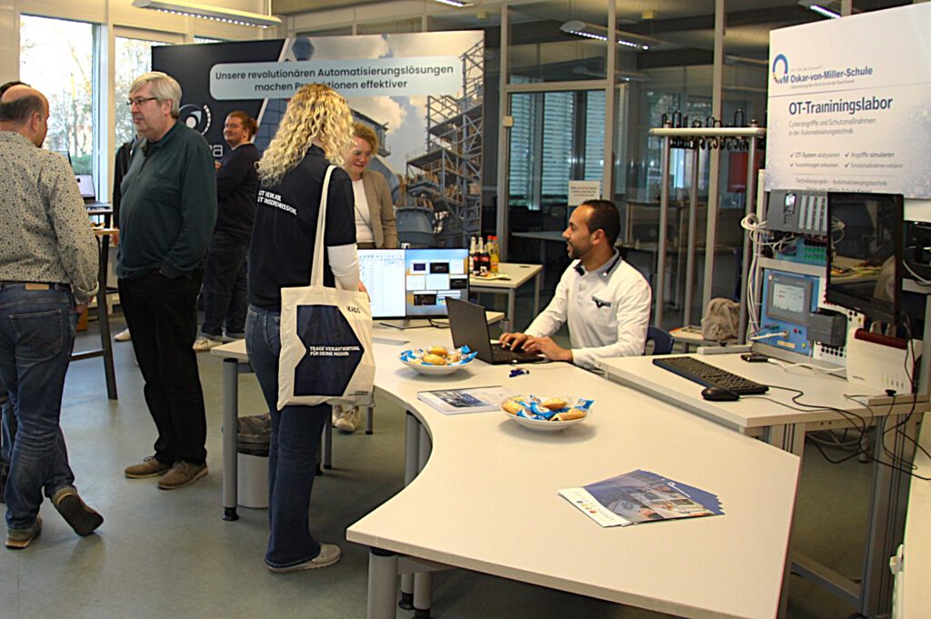 Ali Khy: OT-Demosystem und -Trainingslabor